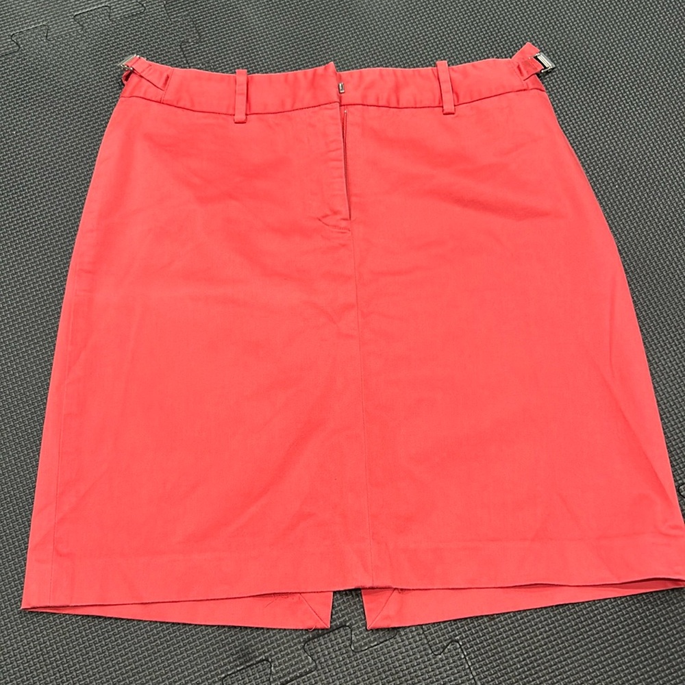THE LIMITED size 4 red/coral skirt